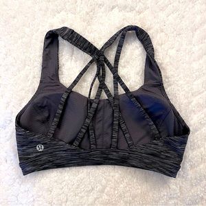 Lululemon Sports Bra - Free to be Serene size 4